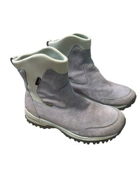 Women’s Merrell Waterproof Hiking Suede Boots in Light Gray and Blue Size 10